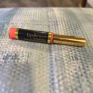 LipSense lip stain sealed Summer Sunset